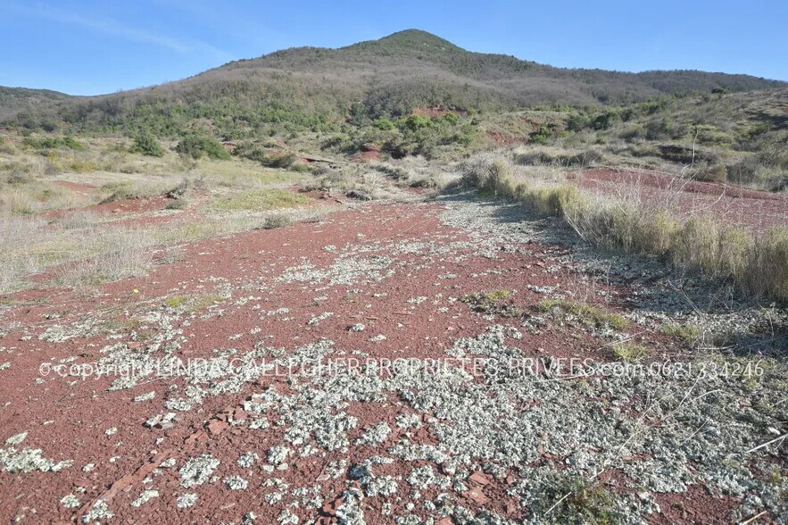 Terrain dans Liausson à vendre - Photo du bâtiment - Image 3 de 17