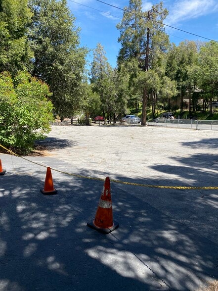 23597 Manzanita, Crestline, CA for lease - Building Photo - Image 2 of 22