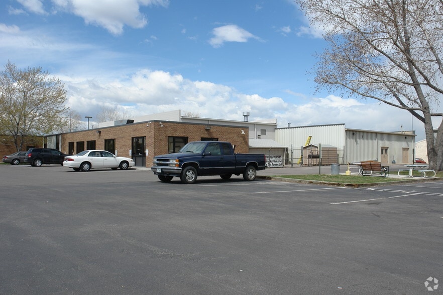 6390 N Broadway, Denver, CO for lease - Building Photo - Image 2 of 28