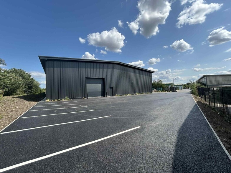 Henry Boot Way, Hull for lease - Building Photo - Image 1 of 1