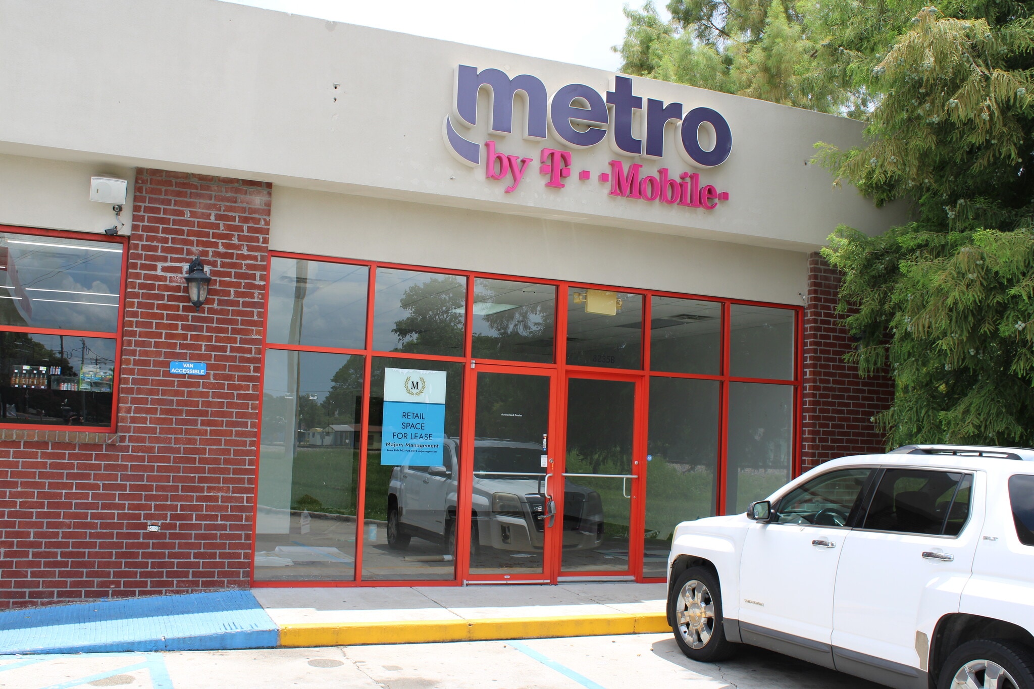 8235 Scenic Hwy, Baton Rouge, LA à louer Photo intérieure- Image 1 de 6