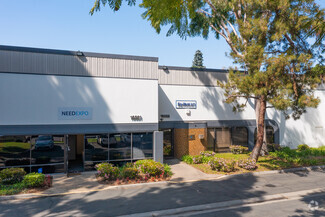 Plus de détails pour 16307-16331 Arthur St, Cerritos, CA - Industriel à louer