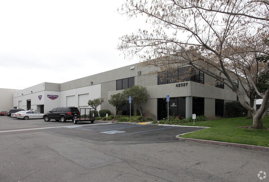 42327 Rio Nedo, Temecula, CA à louer - Photo principale - Image 1 de 2