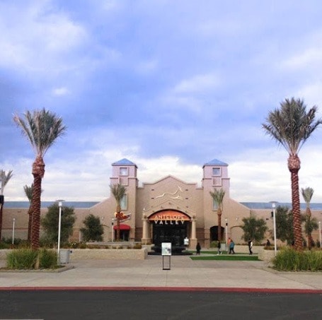 1233 Rancho Vista Blvd, Palmdale, CA for lease - Building Photo - Image 1 of 2