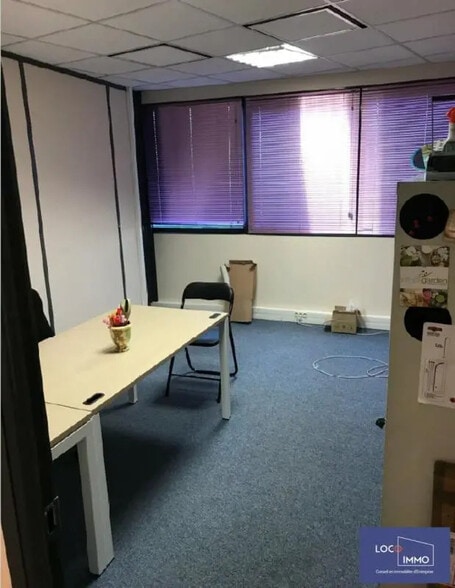 Office in Mérignac for lease - Interior Photo - Image 1 of 4