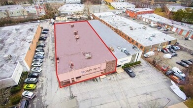 127-135 Dupont St, Plainview, NY for lease Interior Photo- Image 1 of 1