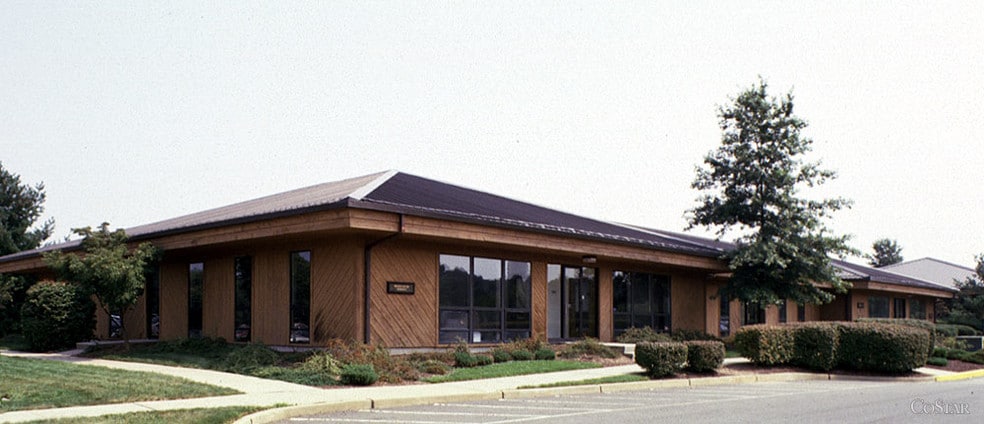 666 Plainsboro Rd, Plainsboro, NJ à louer - Photo du bâtiment - Image 2 de 7