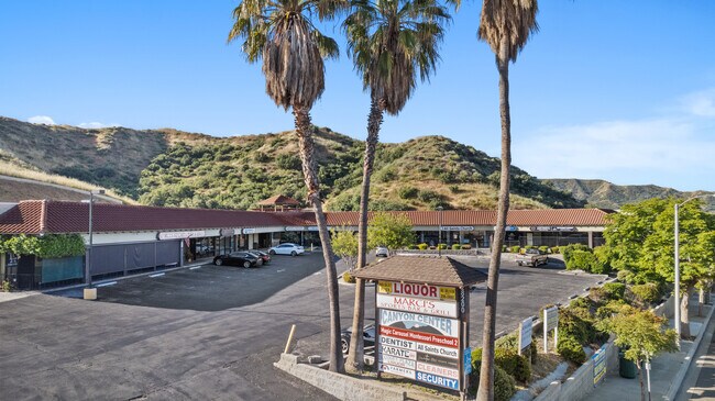 More details for 28200 Bouquet Canyon Rd, Santa Clarita, CA - Office/Medical, Retail for Lease