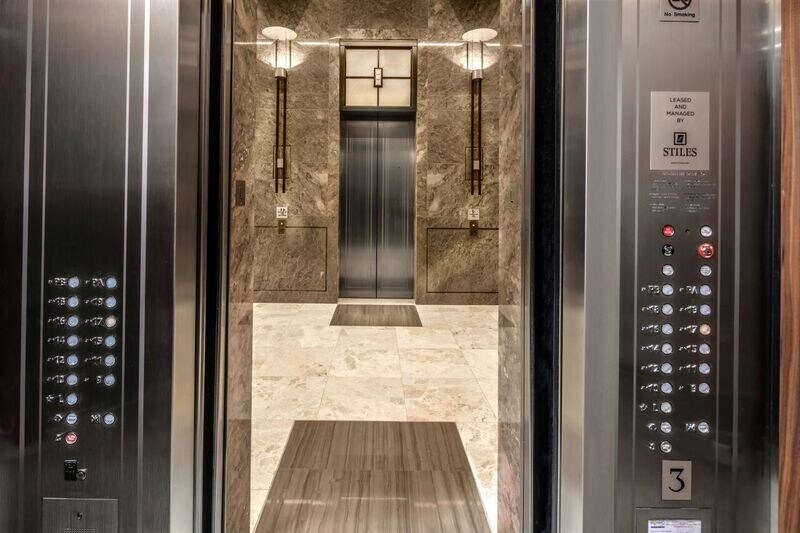200 E Las Olas Blvd, Fort Lauderdale, FL à louer - Hall d’entrée - Image 2 de 12