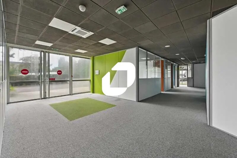 165 Avenue Du Bois De La Pie, Roissy-en-France for lease - Building Photo - Image 3 of 16