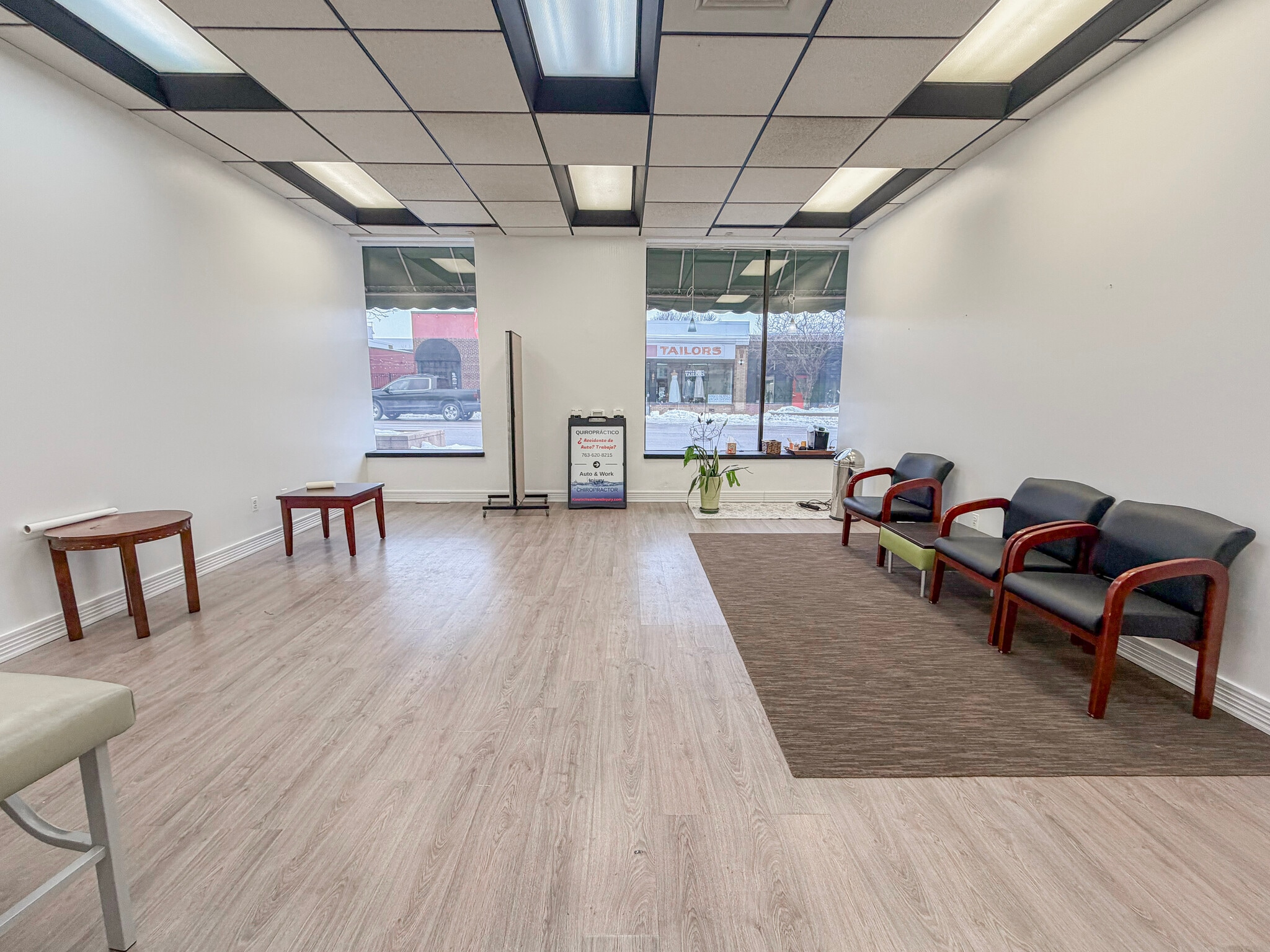 4180 W Broadway Ave, Robbinsdale, MN à louer Photo intérieure- Image 1 de 11