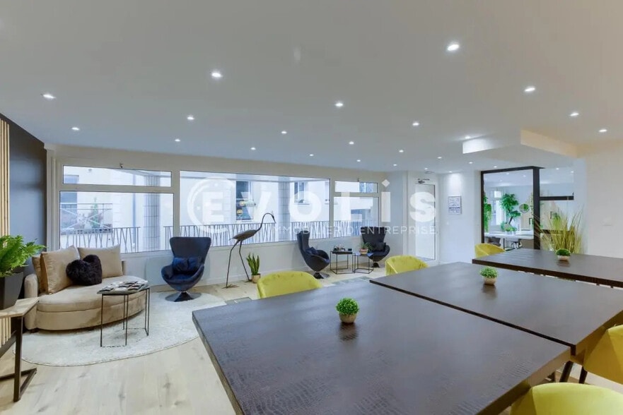 Office in Orsay for lease - Interior Photo - Image 3 of 13