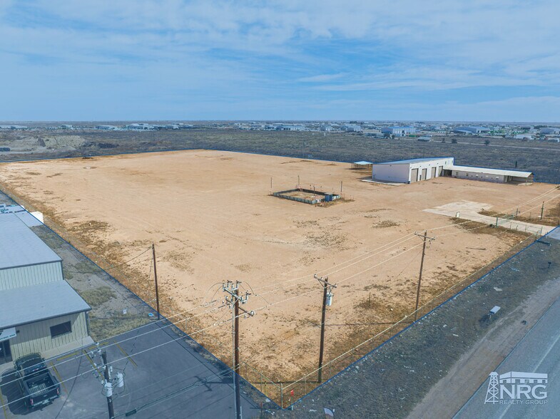 5805 S FM 1788, Midland, TX à louer - Photo du bâtiment - Image 2 de 16
