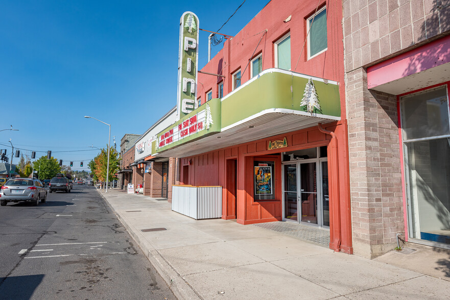 216 N Main St, Prineville, OR à vendre - Photo du bâtiment - Image 1 de 1