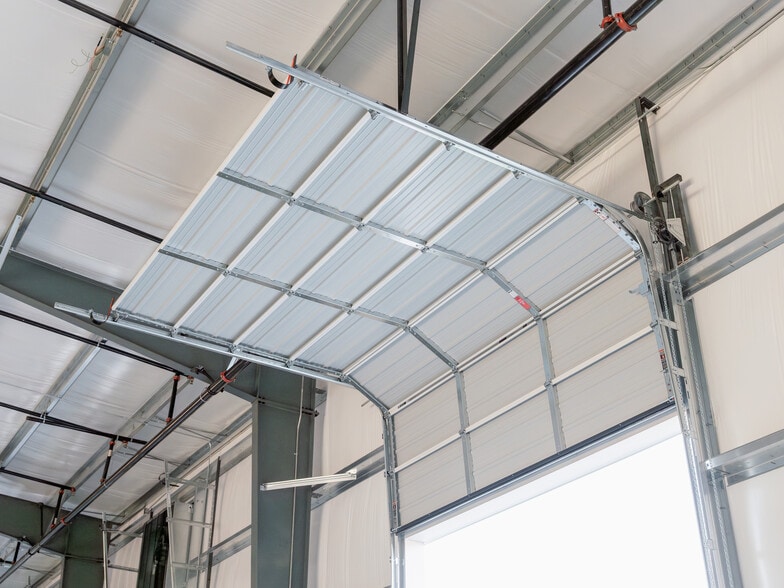 121 Osage dr, Greenville, SC for lease - Building Photo - Image 3 of 11