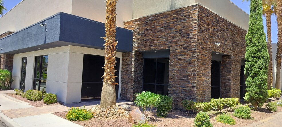 6284 S Rainbow Blvd, Las Vegas, NV for sale - Building Photo - Image 2 of 16