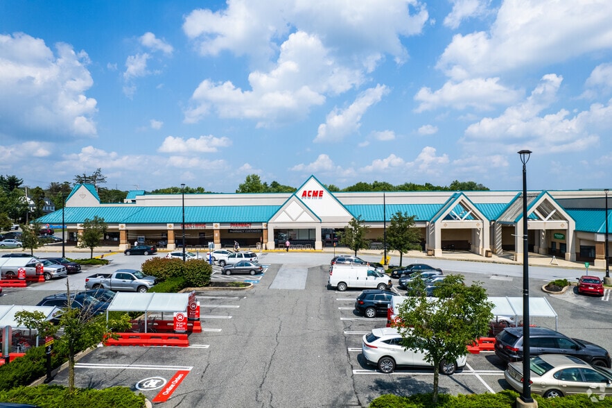 2701-2761 Ridge Pike, Norristown, PA for lease - Building Photo - Image 2 of 6