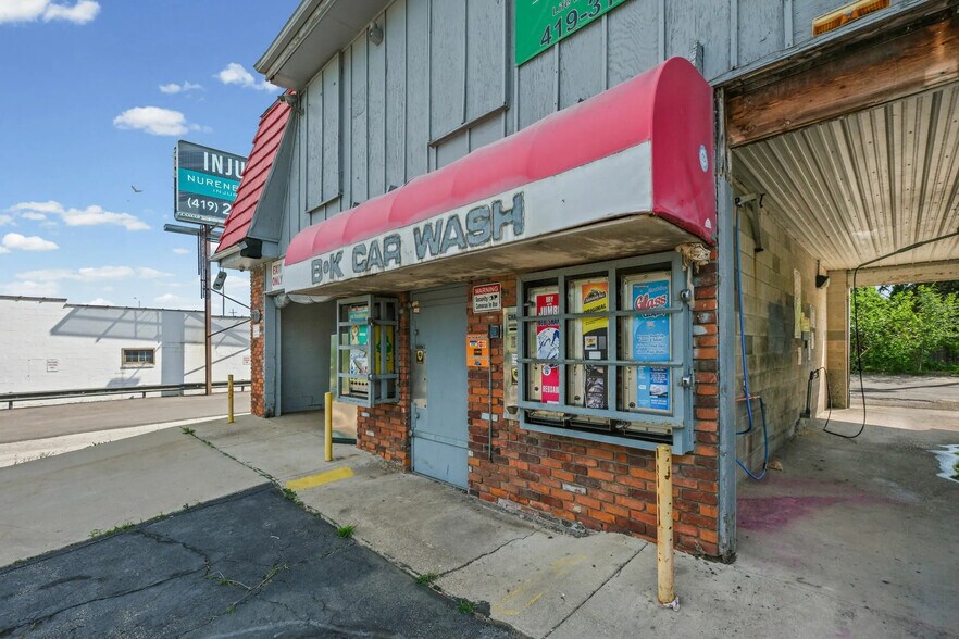 3562 Lagrange St, Toledo, OH à vendre - Photo du bâtiment - Image 3 de 14