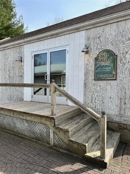 1007 Leesburg Station Rd, Mercer, PA à louer - Photo du bâtiment - Image 3 de 12