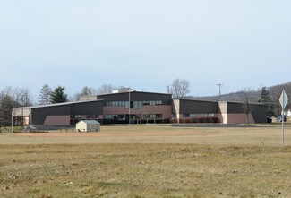 Plus de détails pour 2120 Old Gatesburg Rd, State College, PA - Bureau à louer