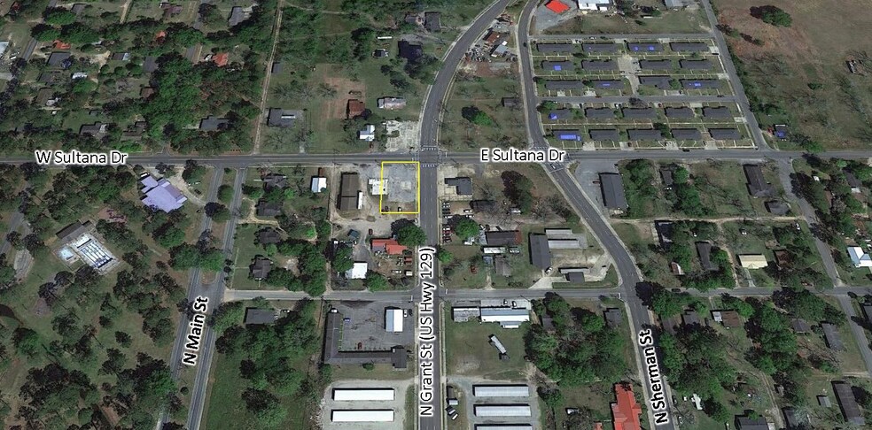 816 N Grant St, Fitzgerald, GA for sale - Building Photo - Image 1 of 2