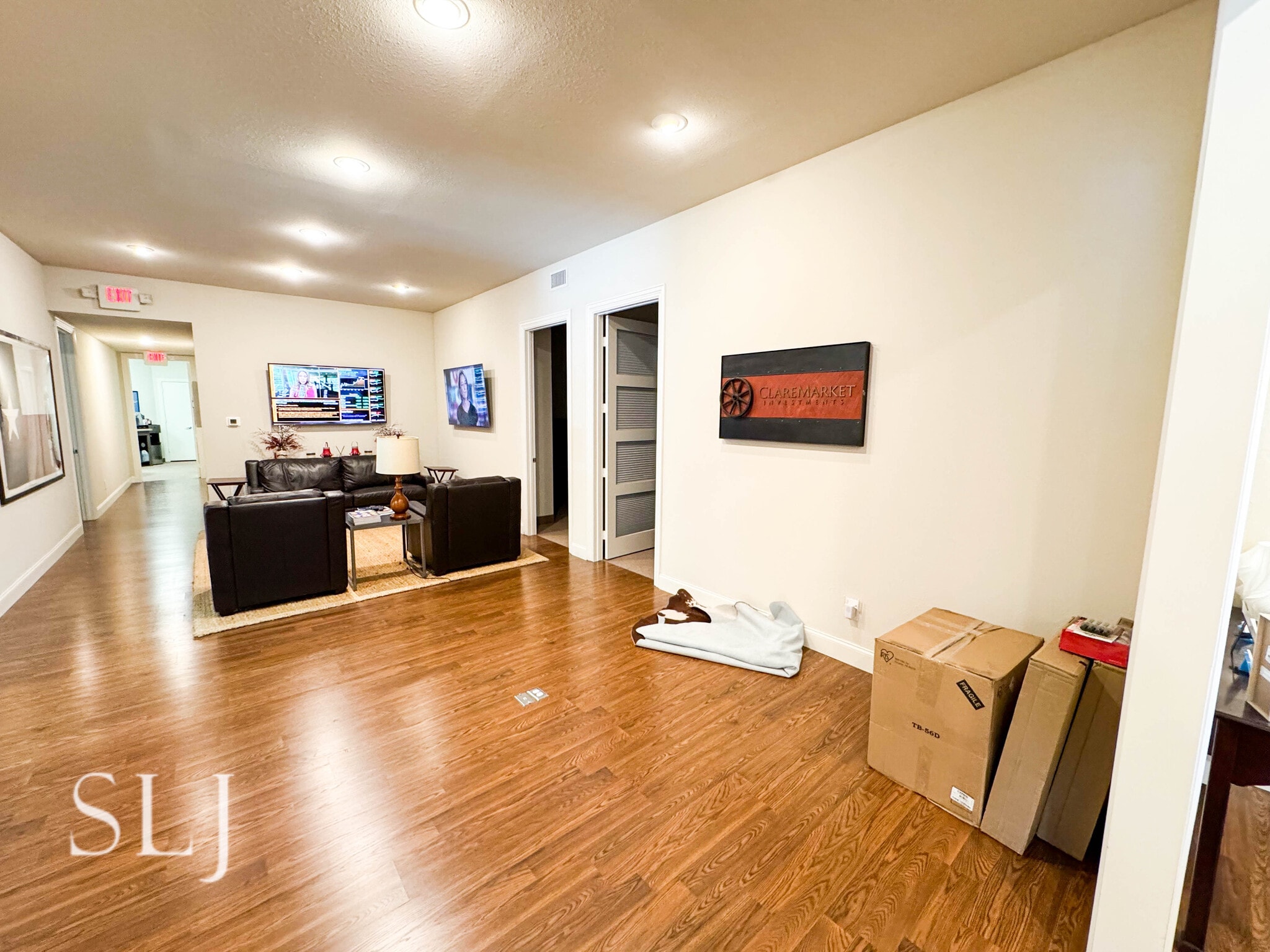 4311 W Lovers Ln, Dallas, TX for lease Interior Photo- Image 1 of 6
