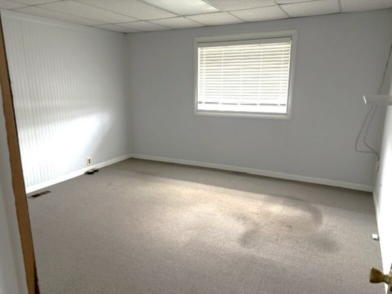 1924 Allentown Rd, Lima, OH for sale - Interior Photo - Image 3 of 7