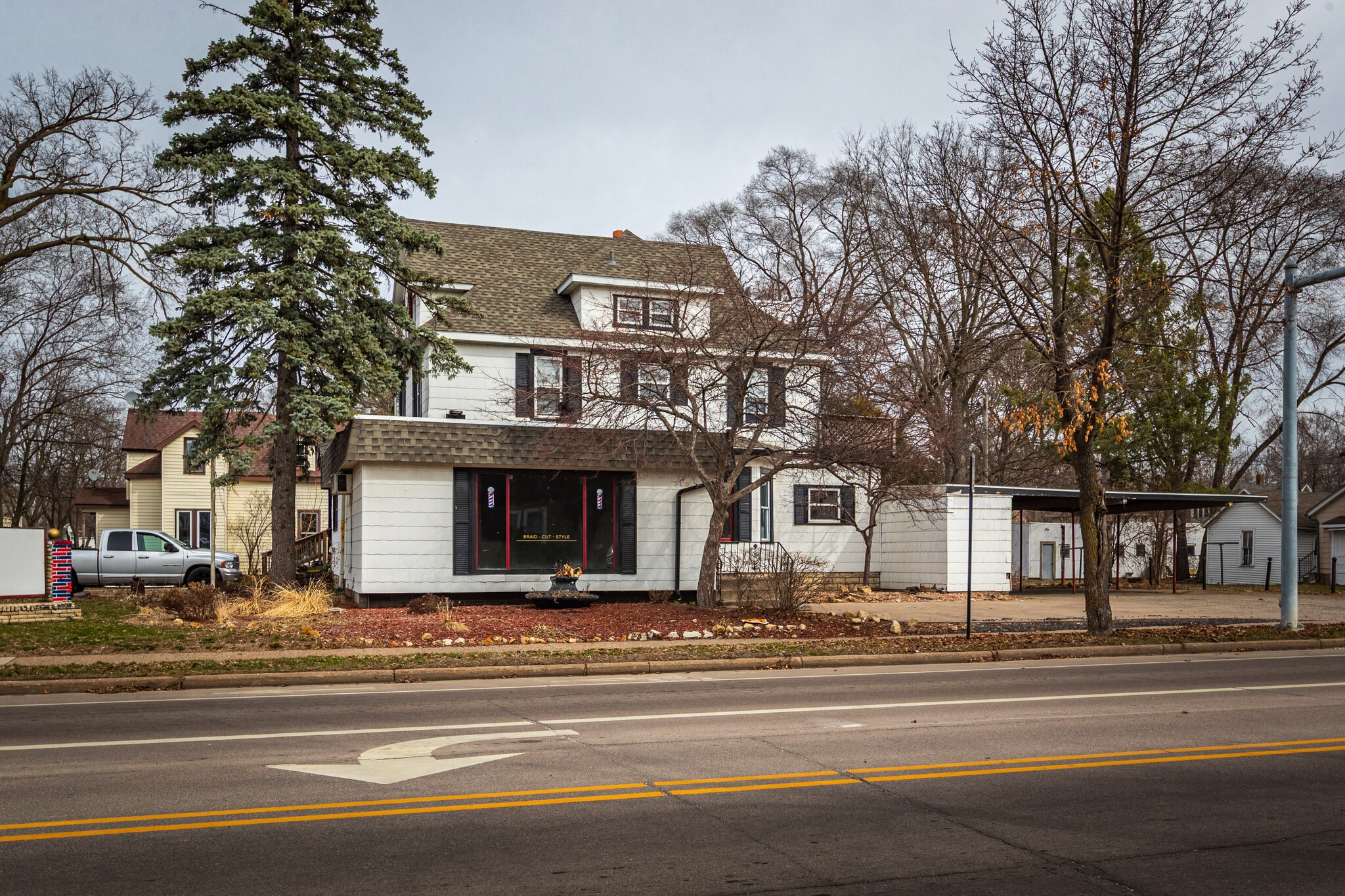 1601 Jackson St, La Crosse, WI for lease Building Photo- Image 1 of 17