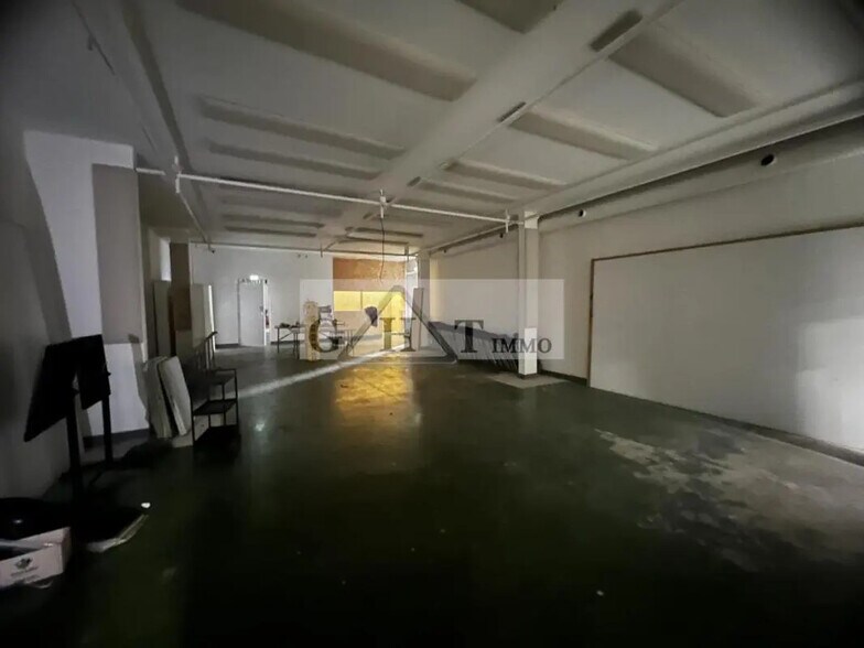 Industriel dans Aubervilliers à louer - Photo du bâtiment - Image 2 de 10