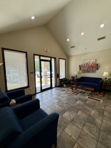 2526 Blue Meadow Dr, Temple, TX for sale - Building Photo - Image 3 of 14