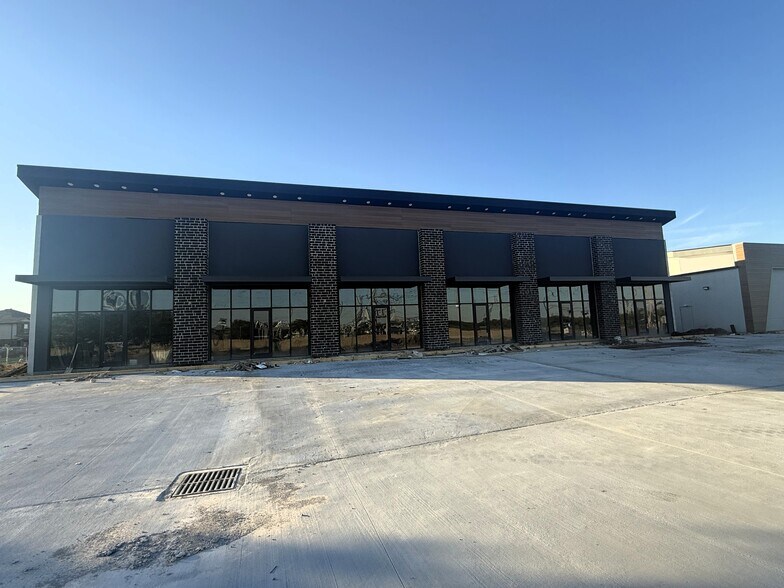 7501 25th Ave, Texas City, TX à louer - Photo du bâtiment - Image 3 de 9