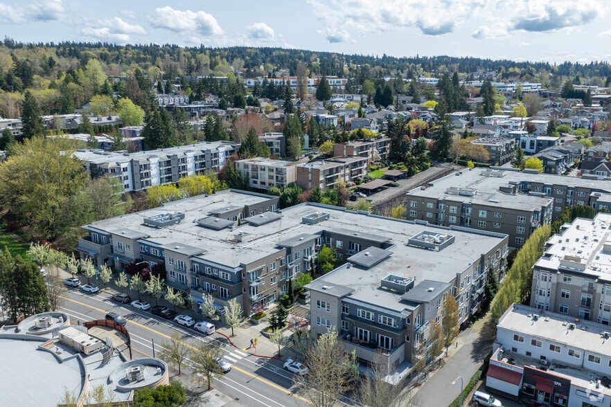 345-395 Kirkland Ave, Kirkland, WA for lease - Building Photo - Image 3 of 8