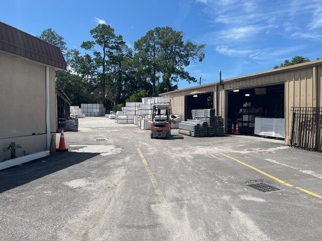 1910 Bassett Rd, Jacksonville, FL for lease Building Photo- Image 1 of 16