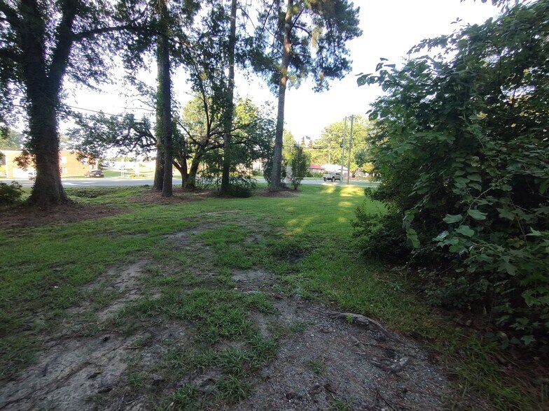 406 Courtland Dr, Sanford, NC à vendre - Autre - Image 3 de 18