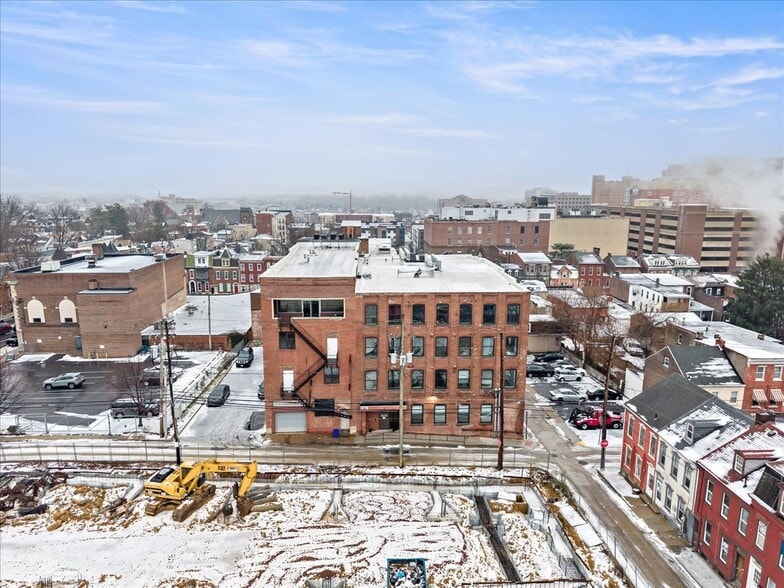 128 N 8th St, Allentown, PA à vendre - Photo du bâtiment - Image 2 de 120