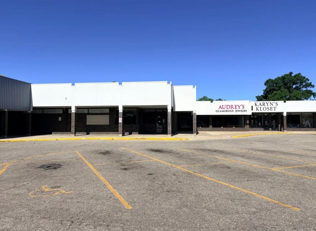 Plus de détails pour 1558 M - 139, Benton Harbor, MI - Commerce de détail à louer