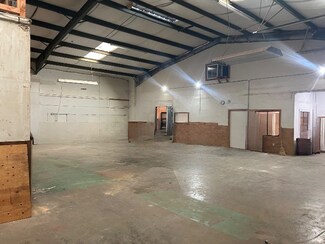 Plus de détails pour 57 Barham Ave, Santa Rosa, CA - Industriel à louer