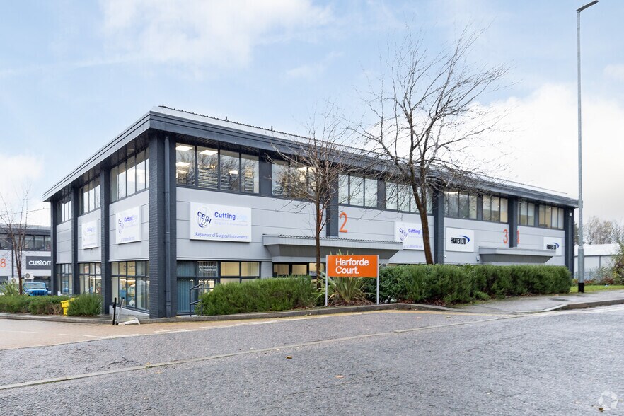 1-4 John Tate Rd, Hertford à vendre - Photo du bâtiment - Image 2 de 2