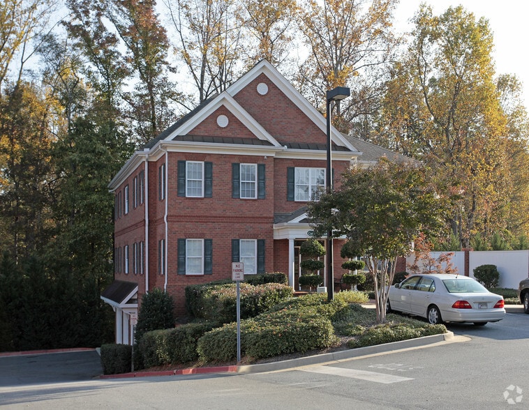 4994 Lower Roswell Rd, Marietta, GA for lease - Primary Photo - Image 1 of 7