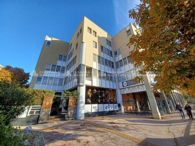 Office in Marseille for lease - Building Photo - Image 1 of 7