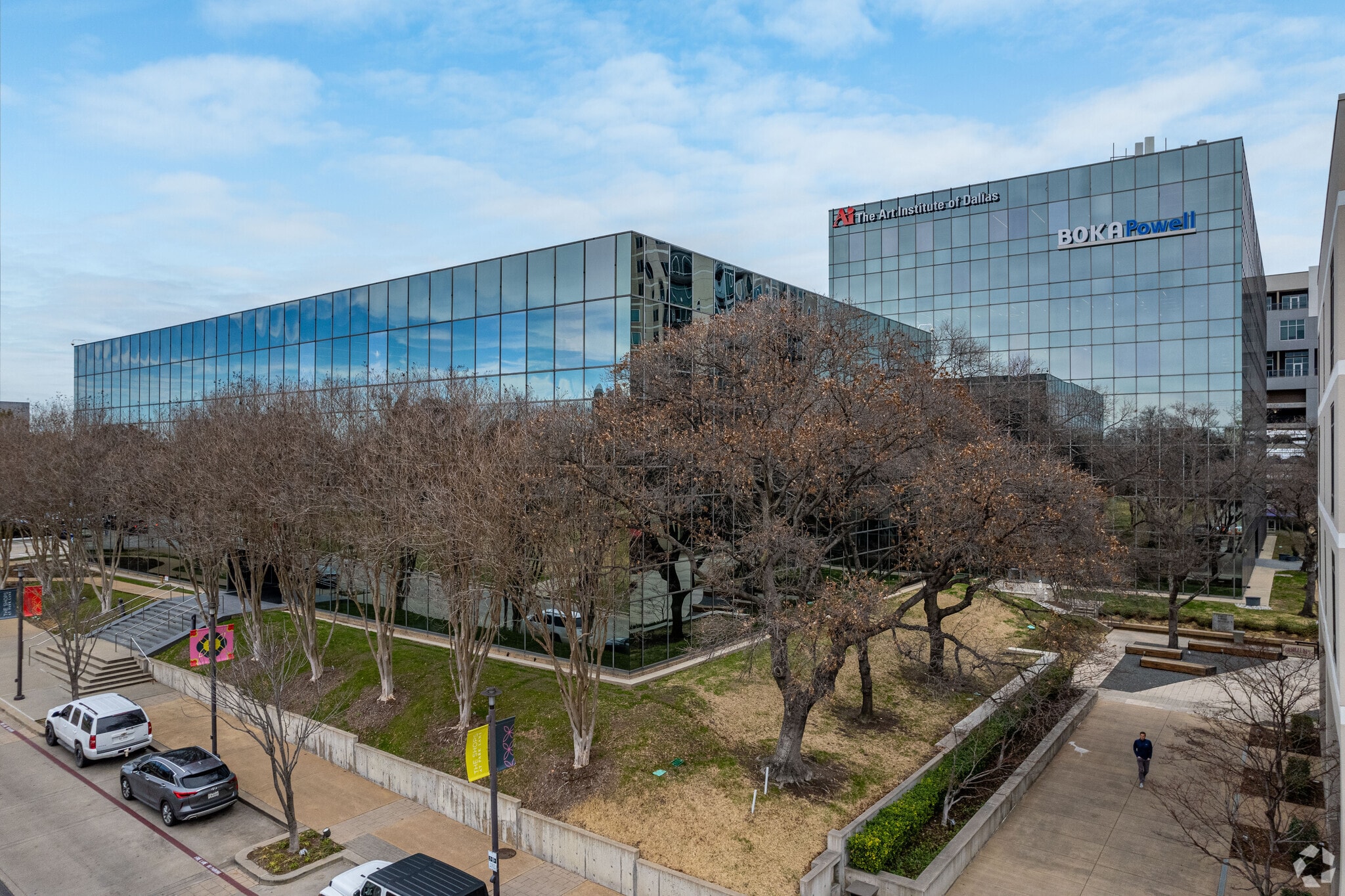 8080 Park Ln, Dallas, TX à louer Photo du bâtiment- Image 1 de 13