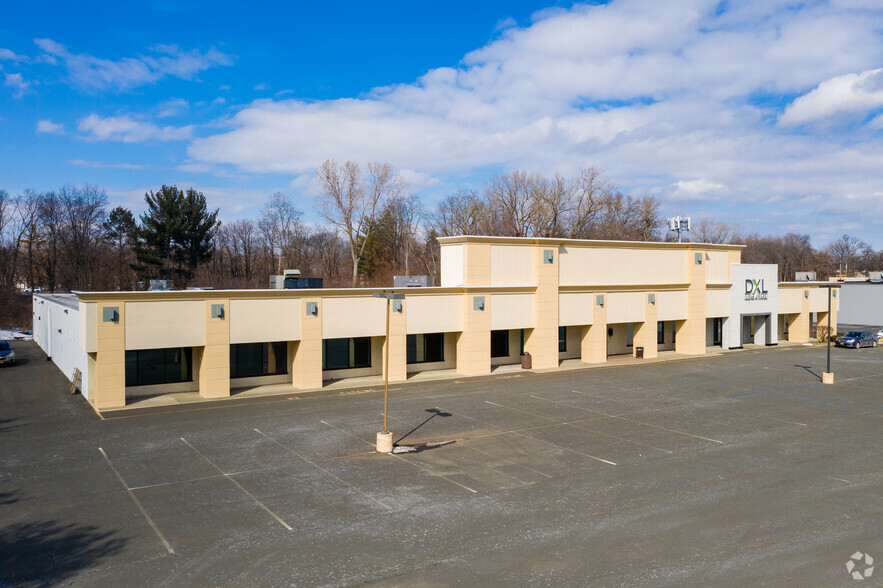 20 Wolf Rd, Albany, NY for lease - Building Photo - Image 1 of 10