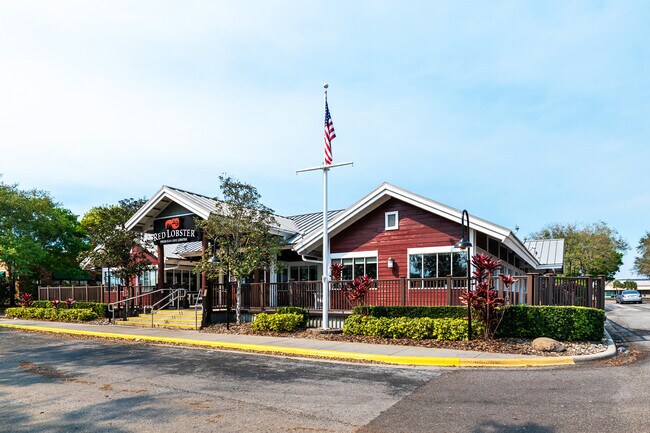 Plus de détails pour 7373 W Colonial Dr, Orlando, FL - Commerce de détail à louer