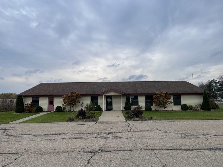 N5364 Mbc Dr, Shawano, WI à vendre - Photo principale - Image 1 de 1