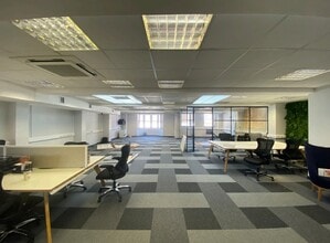 76-77 East St, Chichester for lease Interior Photo- Image 2 of 2