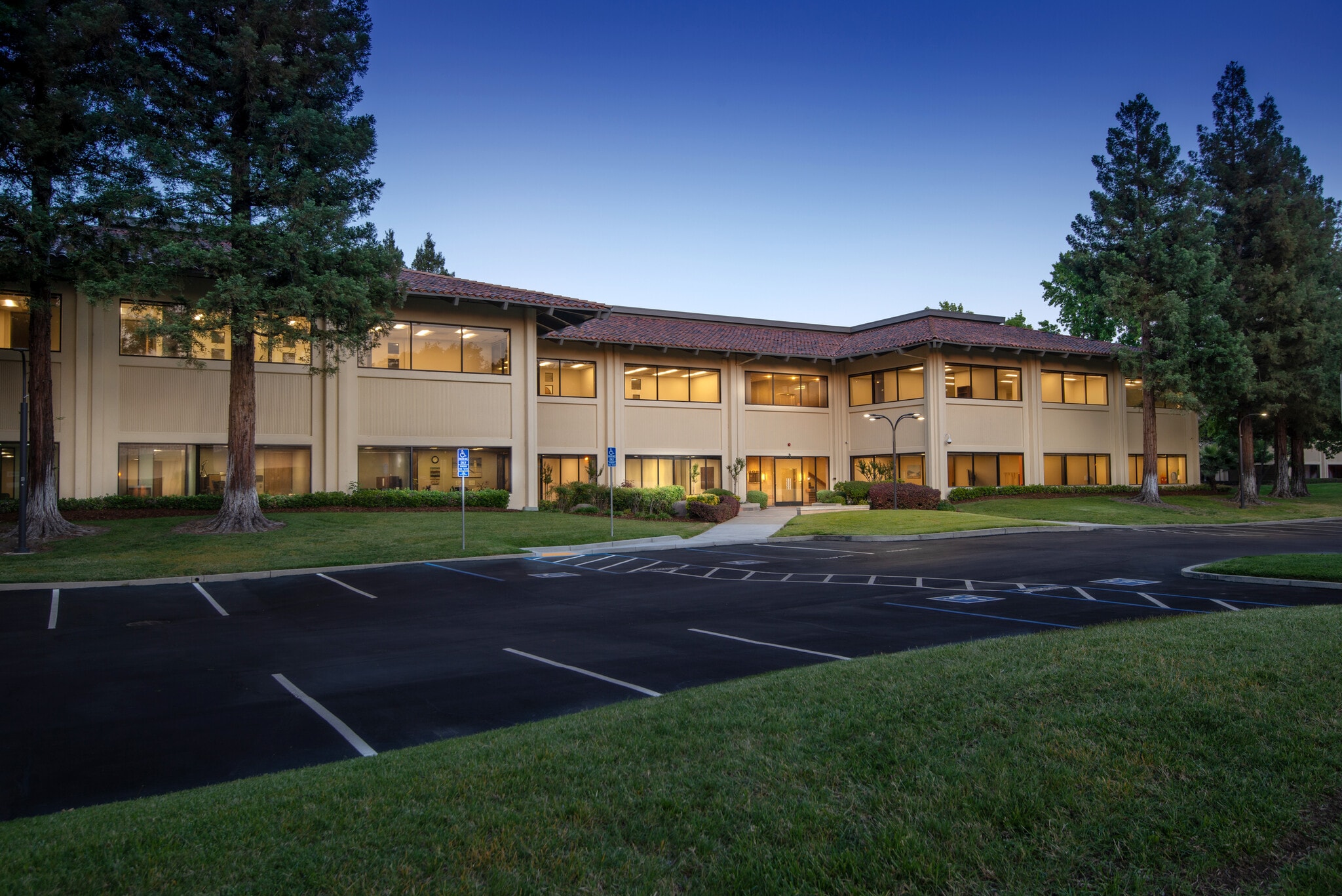 3840 Rosin Ct, Sacramento, CA for lease Primary Photo- Image 1 of 13