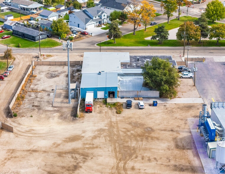 724 Paynter Ave, Caldwell, ID à louer - Photo du bâtiment - Image 3 de 8