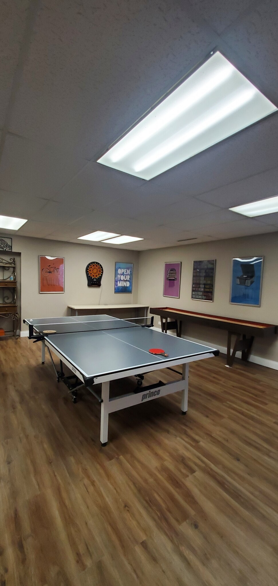 865-909 E Wilmette Rd, Palatine, IL for lease Building Photo- Image 1 of 15