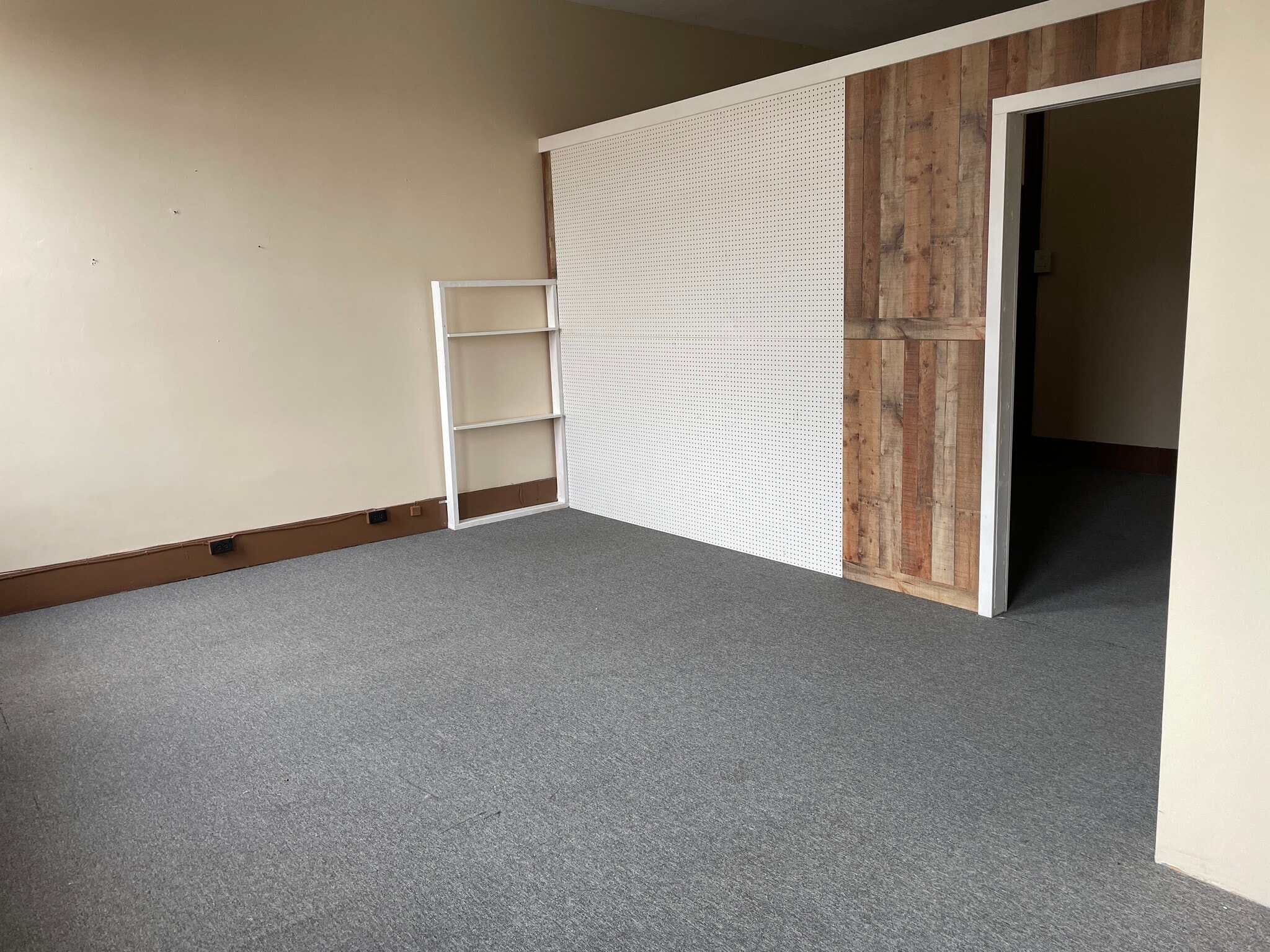 130-134 E Main St, Lock Haven, PA for lease Interior Photo- Image 1 of 4