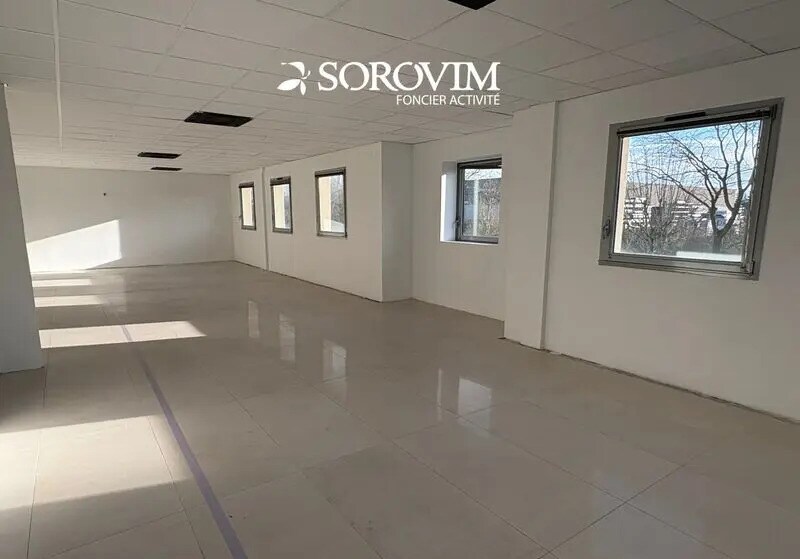 36 Rue Champ Dolin, Saint-Priest à louer - Photo intérieure - Image 3 de 7
